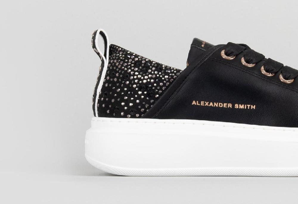 Alexander Smith WEMBLEY WOMAN BLACK Presa