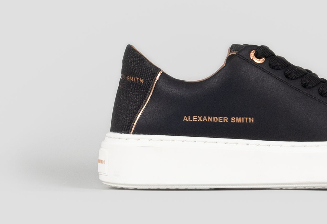 Alexander Smith LONDON WOMAN BLACK Sconto
