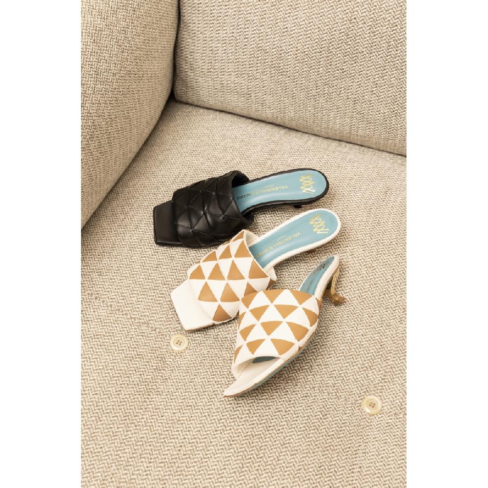 Amalfi by rangoni Mules Vicky nero Consegna Veloce